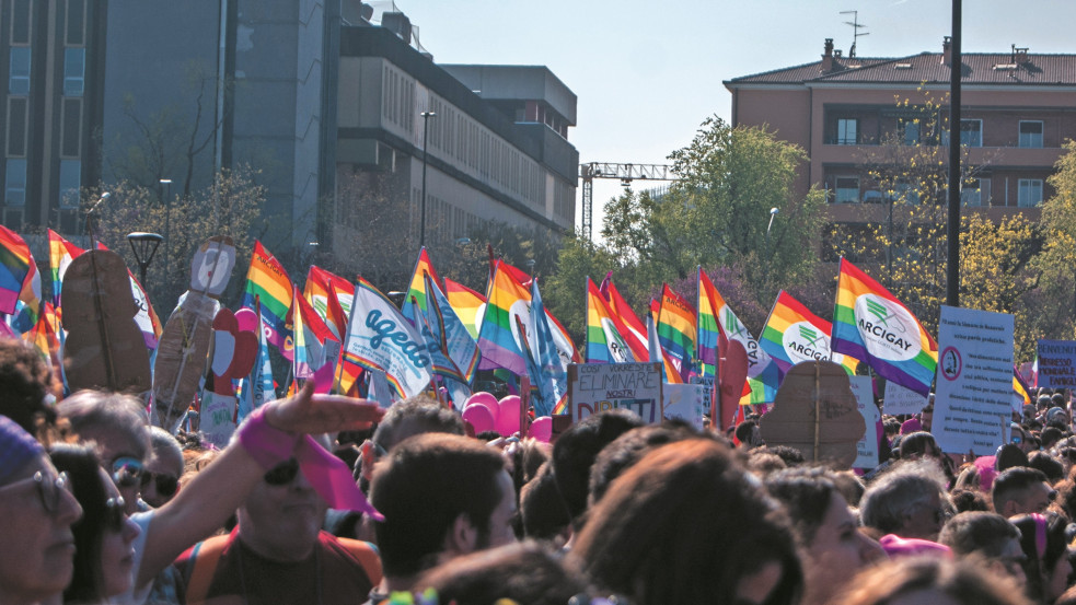 "Ez hadüzenet" –így foglalta el a pszichiátriát a homoszexuális lobbi