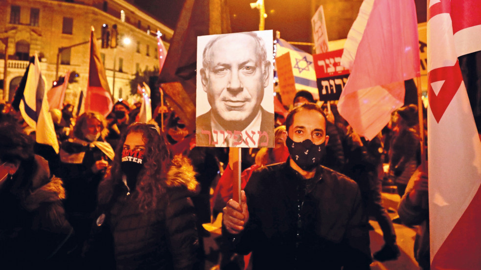 Két év, négy választás: Netanjahut most belülről is próbálják megfúrni