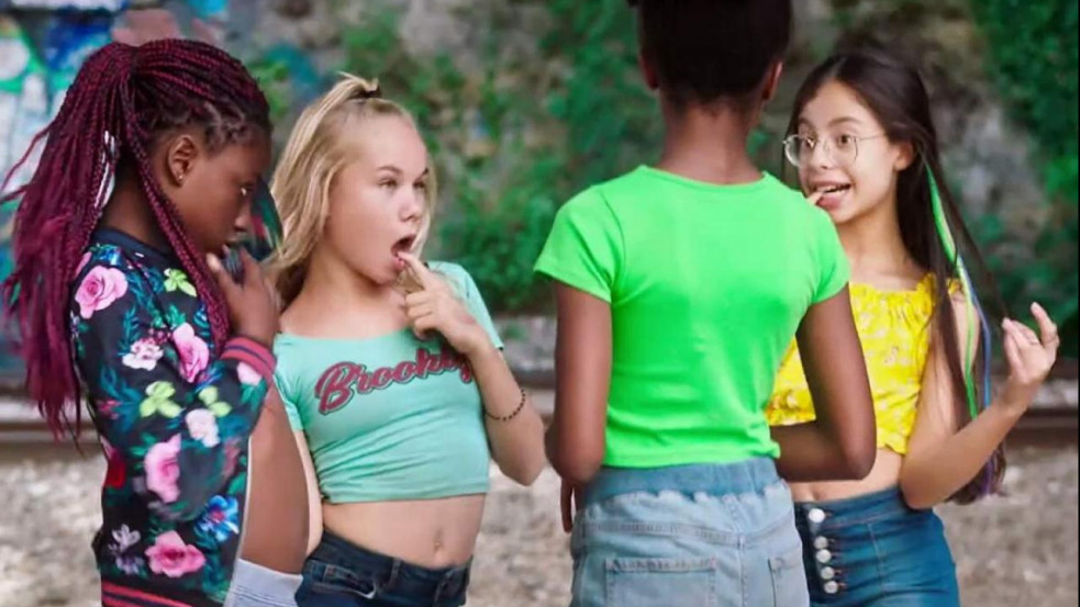 Amerikában a negyedik legnézettebb Netflix film az érzéki táncos tiniket bemutató „Cukorfalatok”
