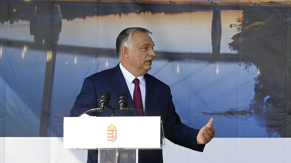 „A rémhírterjesztés helyett támogassák a szakértőket”- ezt kéri Orbán az ellenzéktől