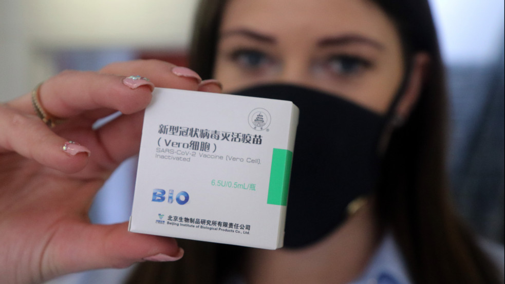 Kínai járványügyi vezető: félreértés, hogy a kínai vakcinák alacsony védettséget nyújtanak