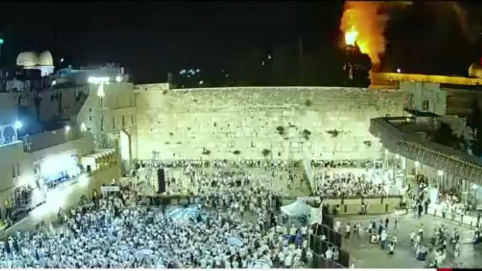 Hétfő: lángok csaptak fel a Templom-hegyen, háborús hangulat Izraelben