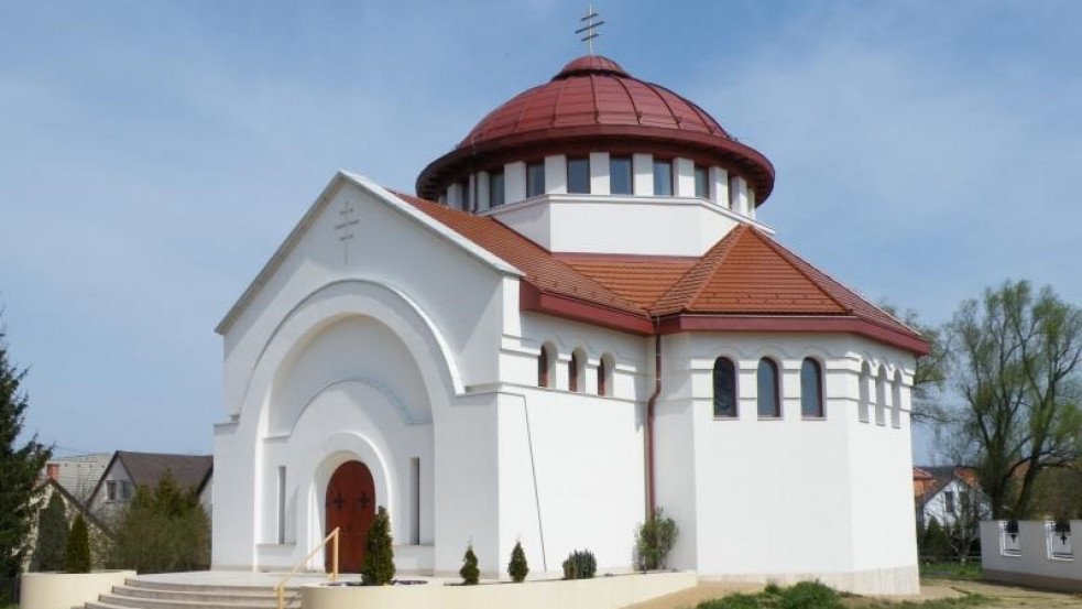 Lángba borította a fél görögkatolikus templomot egy vandál Gödöllőn