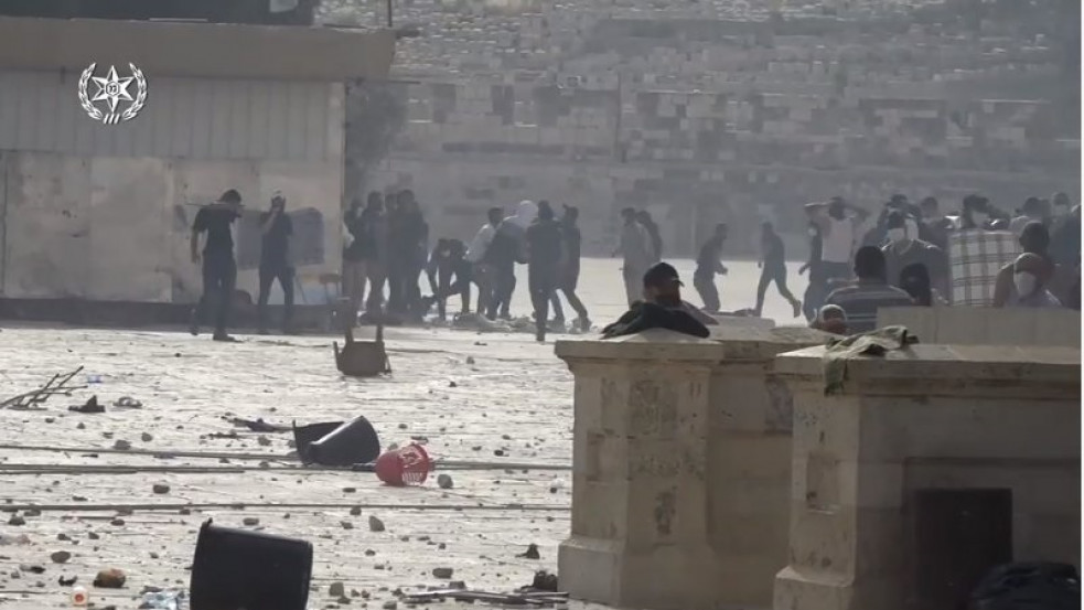 Kődobálás, erőszak, lincselés: Jeruzsálem-napon is folytatódnak a zavargások az óvárosban