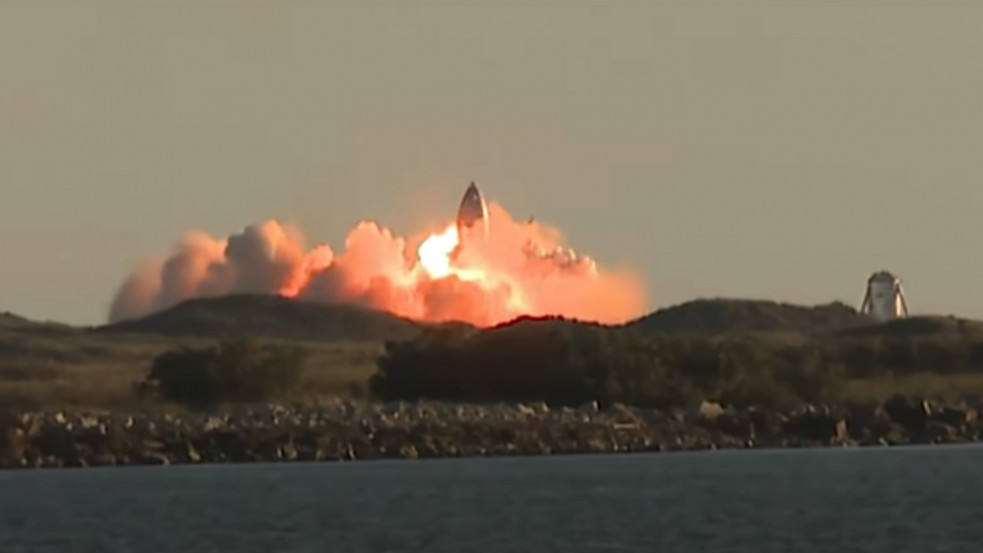 Ismét felrobbant a SpaceX Csillaghajója a kísérleti landolás során