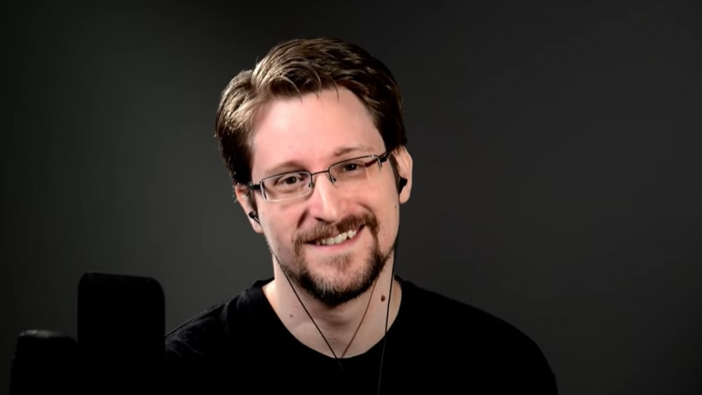 Orosz állampolgárságra hajt Edward Snowden