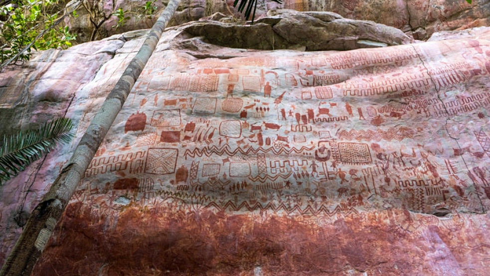 "Ősi Sixtusi kápolna" - több tízezer ősi állatfajokat ábrázoló sziklafestményre bukkantak
