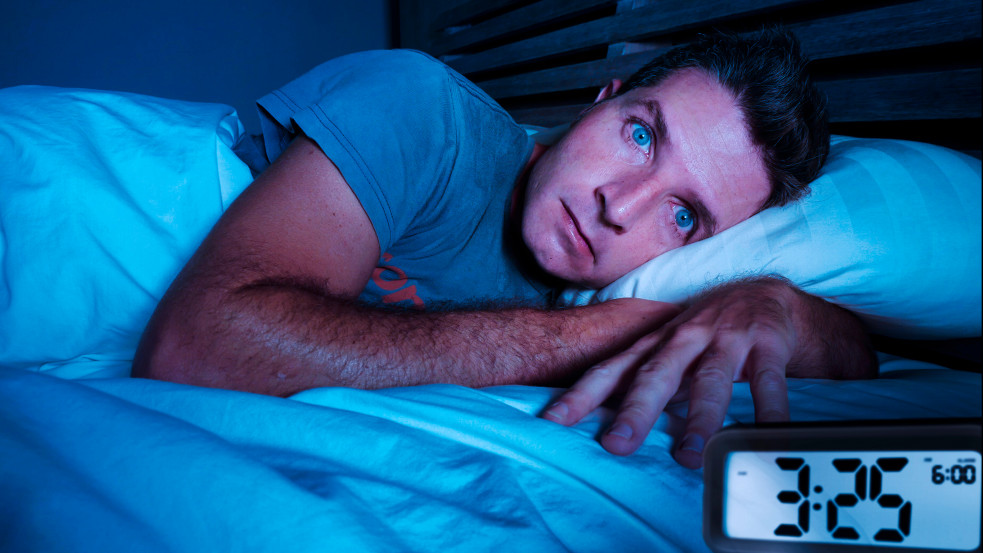 Friss kutatás: tízből négy amerikait nem hagy aludni a "másnap miatti szorongás"