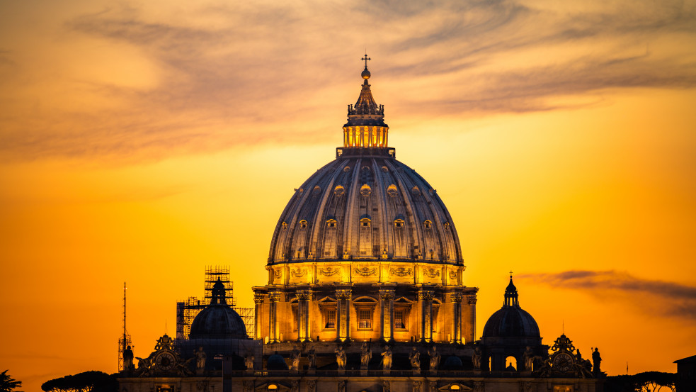  Pedofilbotrány a Vatikánban: tinédzser fiúkat zaklattak nem messze Ferenc pápa otthonától