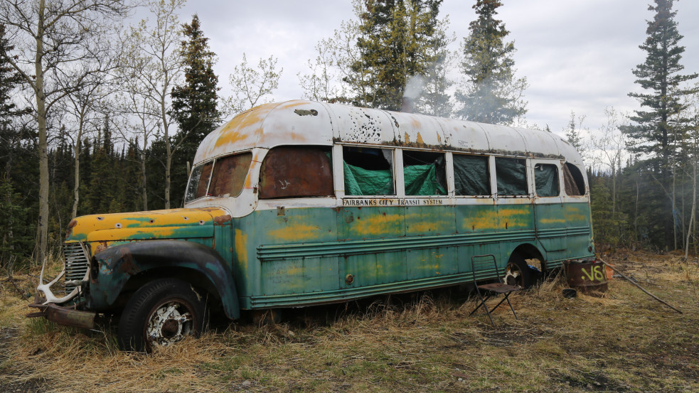 Elszállították az Út a vadonba filmből ismert buszt