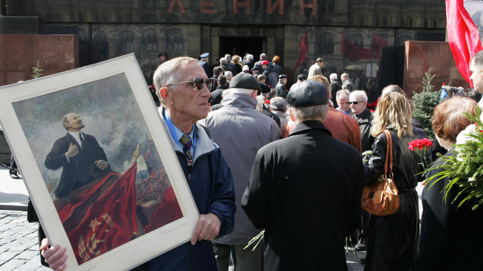 Lenin bebalzsamozott holtteste továbbra is érinthetetlen