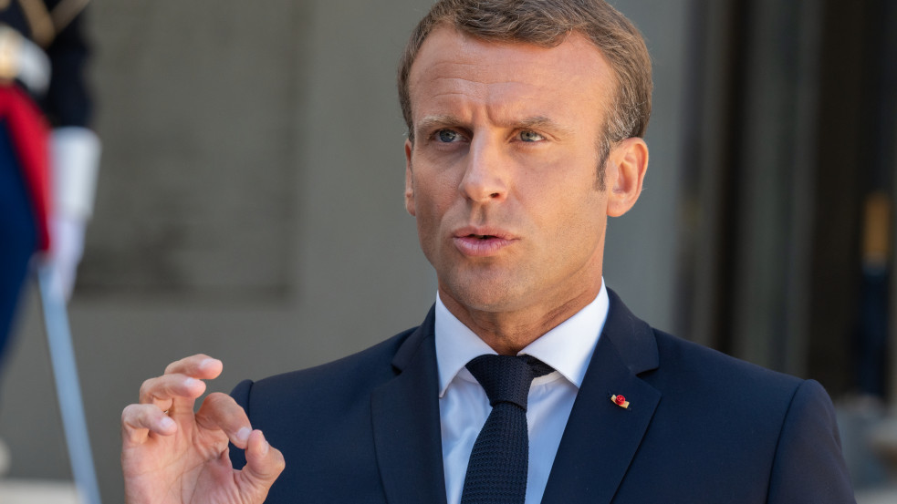 Macron: a faji diszkrimináció kezelésének eszköze a történelem újraértelmezése