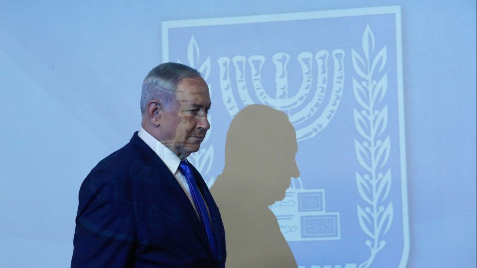 Megkezdődött Netanjahu korrupciós pere, néhány héttel a választások előtt