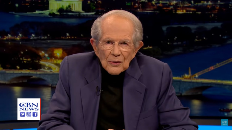 Pat Robertson előrejelzése: Trump ugyan győzni fog, de utána megrendül a világ