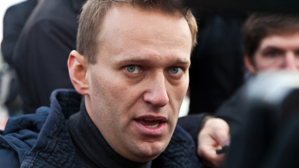 Állítólag Navalnij trükkel rávett egy orosz tisztet, hogy beismerje, részt vett az "ellene irányuló merényletben"