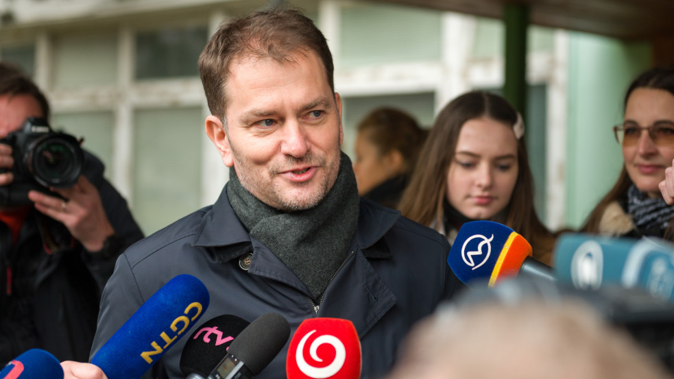Kárpátalját a Szputnyikért? Diplomáciai botrányt okozott a szlovák kormányfő "vicce"