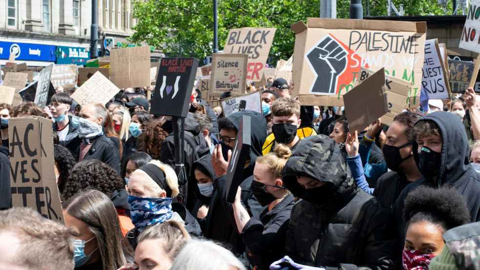 Szolidaritásáról biztosította a Black Lives Matter a palesztin "szabadságharcosokat"