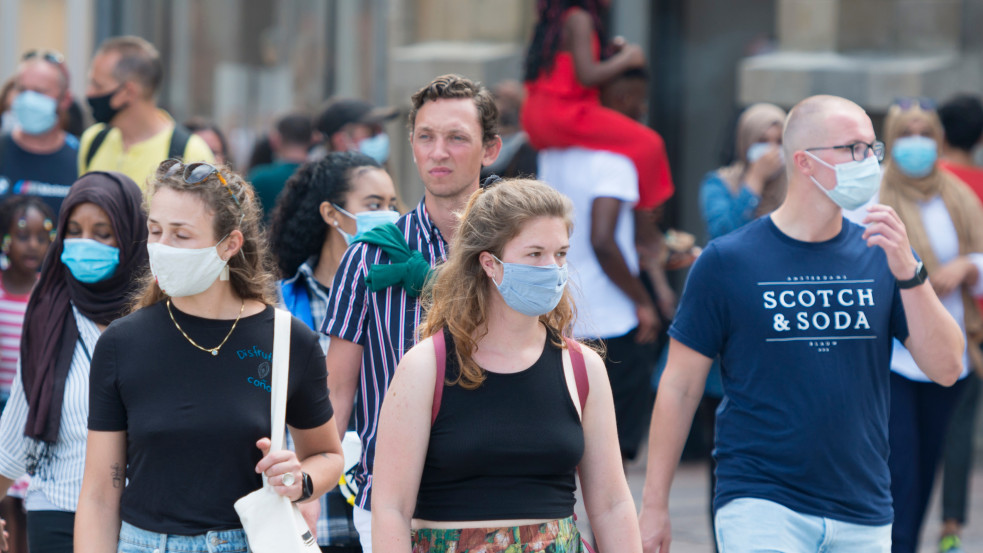 WHO: 2021 végére még nem érjük el a globális nyájimmunitást