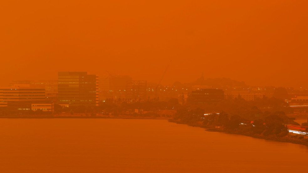 Apokaliptikus képsorok: lángokban Amerika nyugati partvidéke - VIDEÓ
