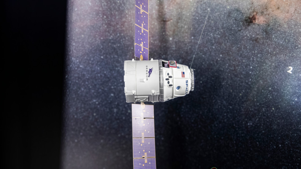 Musk űrrekordot döntött: 143 műholdat vitt magával a SpaceX rakétája