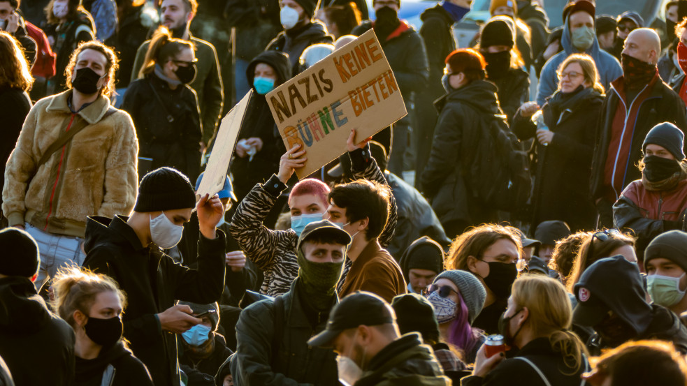 Terjednek az antiszemita összeesküvés-elméletek a koronavírus-járvánnyal kapcsolatban