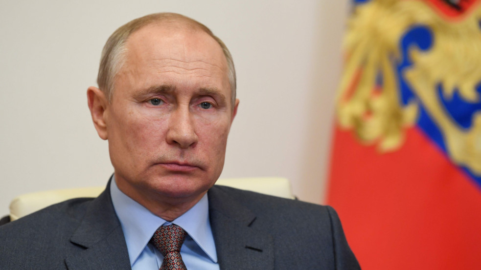 Putyin: Oroszország kiüti a fogát annak, aki harapni akar belőle