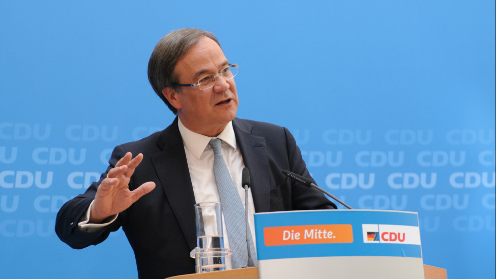 Armin Laschetet választották a CDU élére