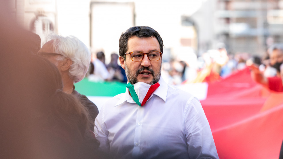 Salvini: az Európai Uniónak meg kellene találnia a gerincét