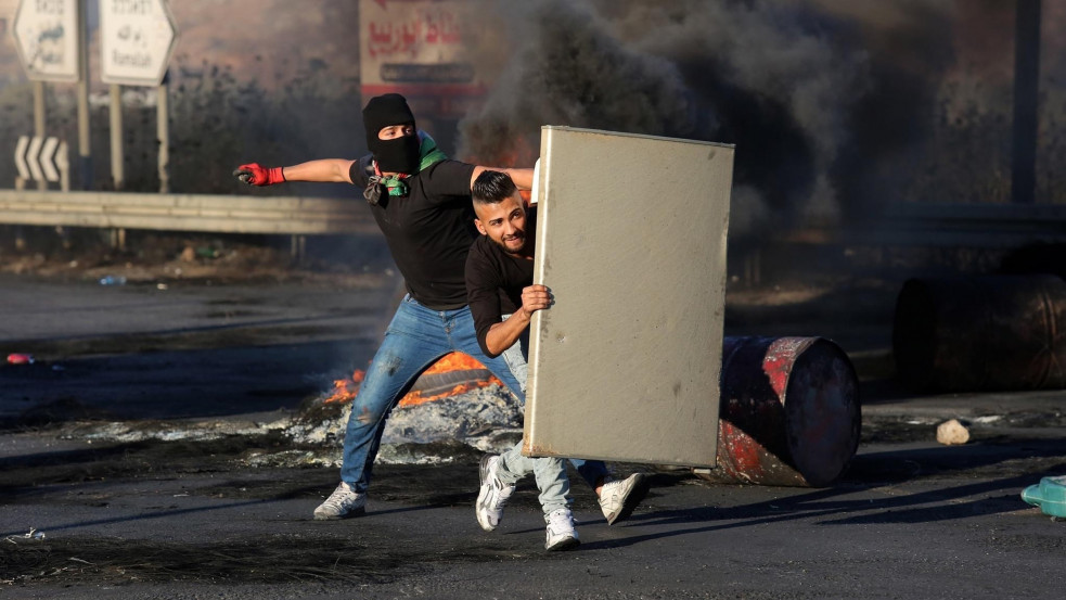 Kedd: a palesztin vezetés kihirdette a "harag napját", feszült a helyzet a libanoni és jordániai határnál is