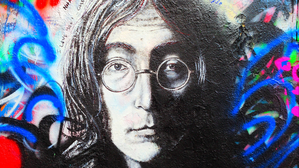 Ismeretlen felvétel: John Lennon héberül énekel az „örök Jeruzsálemről”