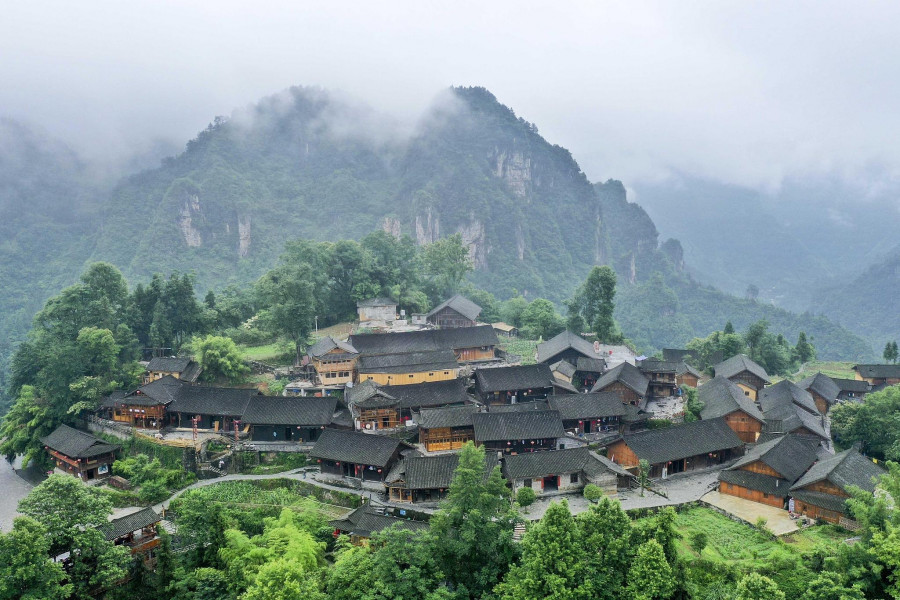 A Hunan tartományban fekvő Shibadong falu sokat változott a turizmus-ipar fejlesztésével