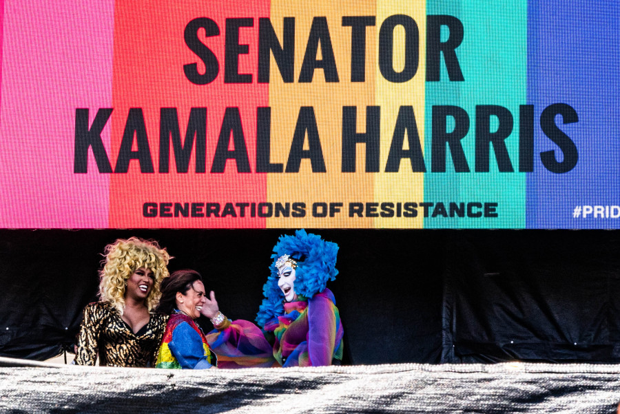 Kamala Harris egy 2019 júniusi kampányrendezvényen. (Forrás: Shutterstock/Puzzlepix)
