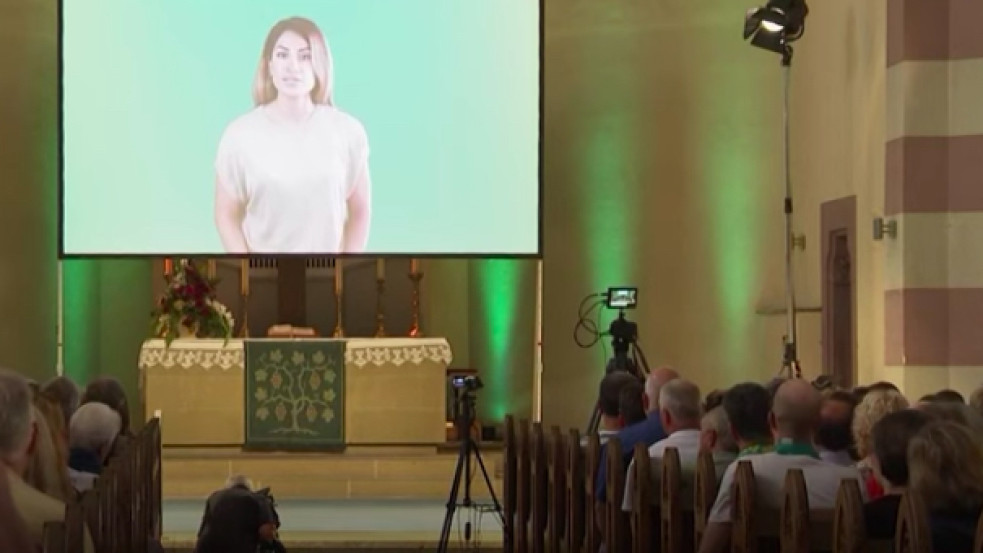 „Nem volt benne szív és lélek” - a ChatGPT tartott istentiszteletet egy német templomban - videó