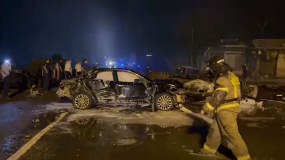 Videó: vegyianyag-robbanás miatt kigyulladt egy benzinkút Dagesztánban, 400 épület megrongálódott