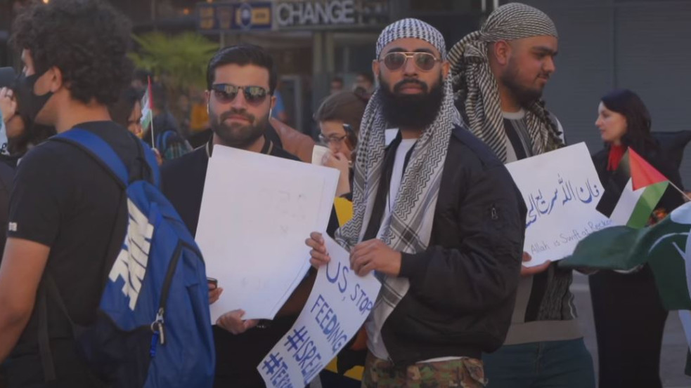 Tiltsák be a terrorista-mosdató demonstrációt Budapesten! 