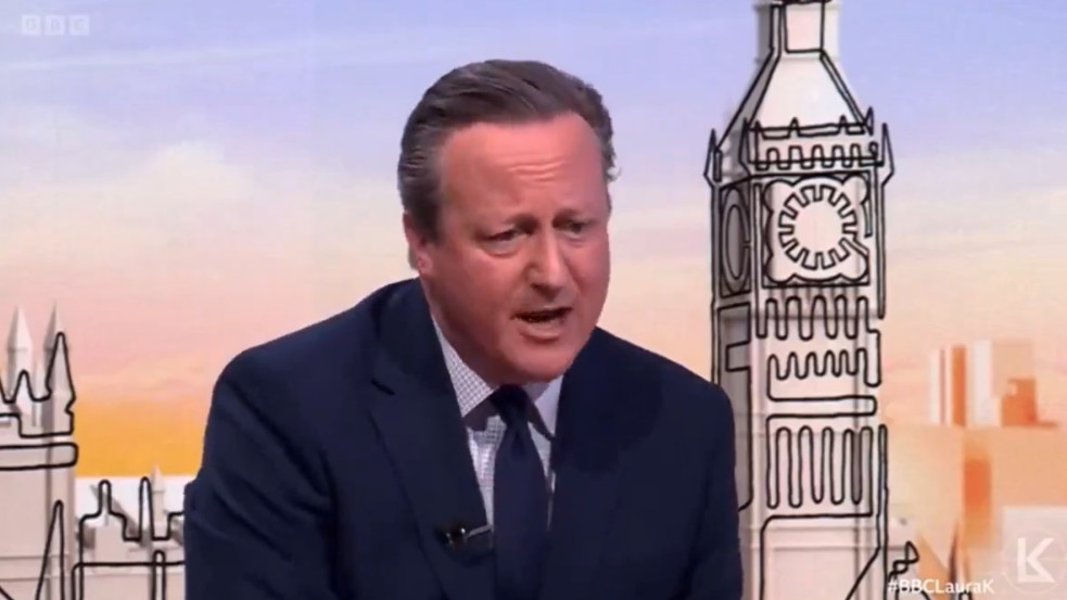 David Cameronnak külön meg kellett kérnie a BBC-t, hogy a Hamász terroristáit nevezze terroristáknak