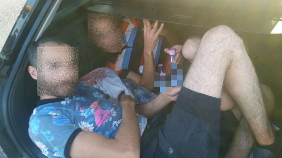 Tizenhárom éves horvát fiú próbált migránsokat Ausztriába csempészni