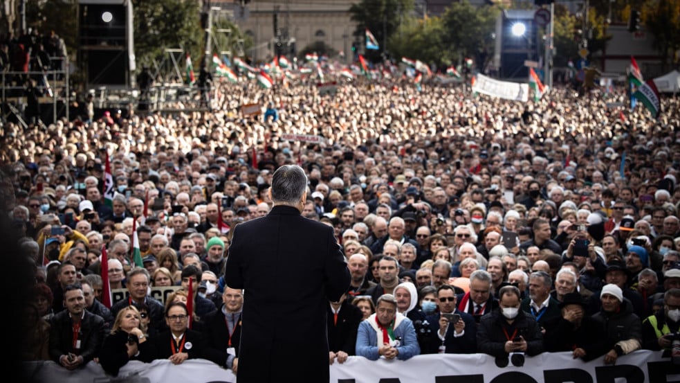 Spectator: szétesőben az Orbán Viktor trónfosztására irányuló kísérlet 