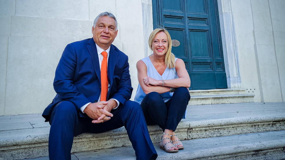 Orbán a Facebookon is gratulált Giorgia Meloninak a választási győzelemhez