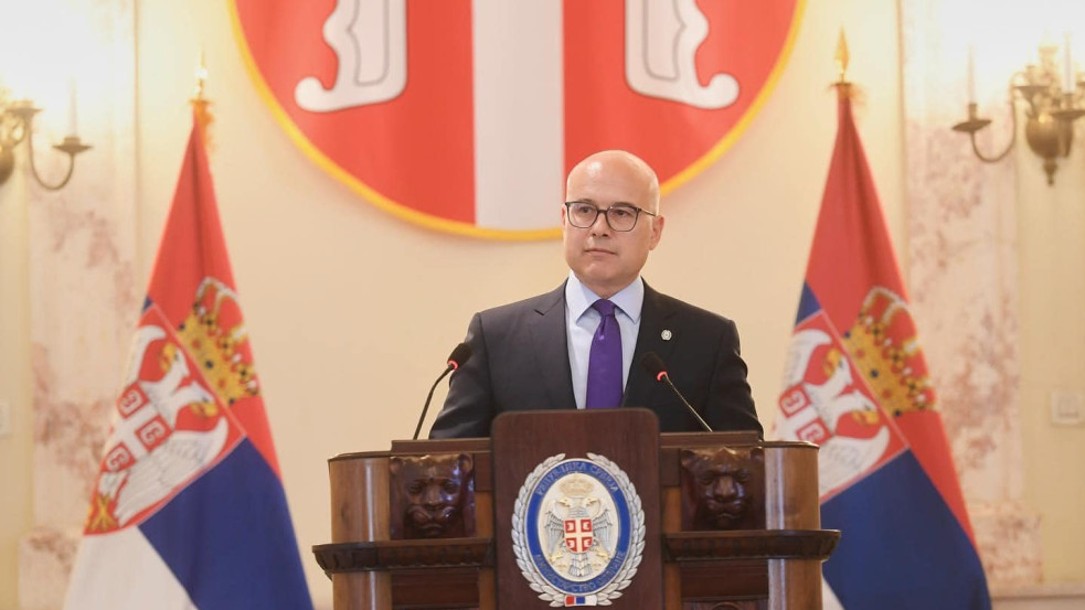 „Ha parancsot kap rá, a szerb hadsereg be fog lépni Koszovó területére” – figyelmeztetett a szerb védelmi miniszter