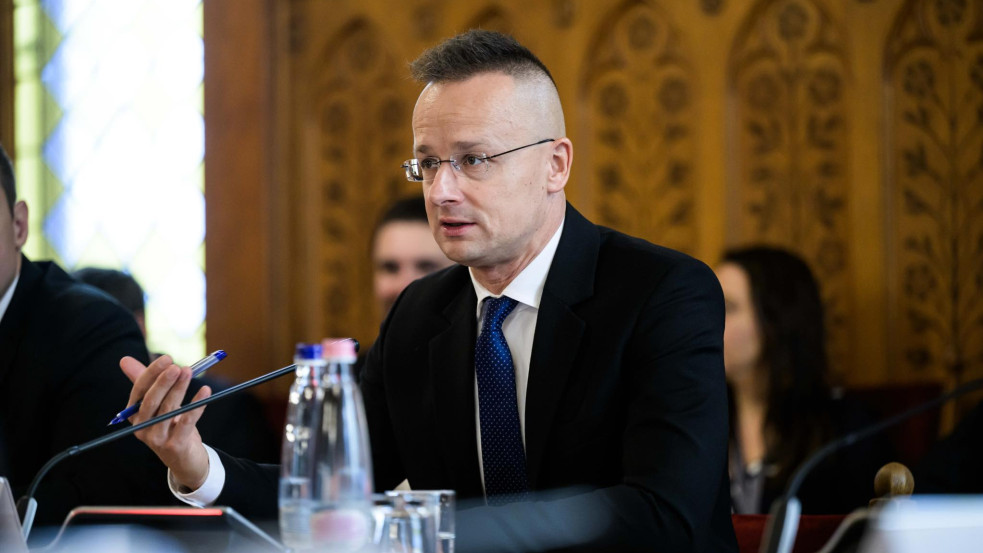 Megerősítette a külügyminiszter: van egy ötödik magyar származású túsza is a Hamasznak