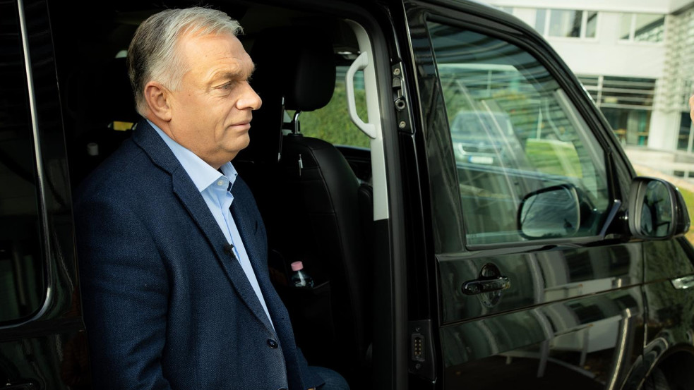 Putyinnal tárgyalt Orbán