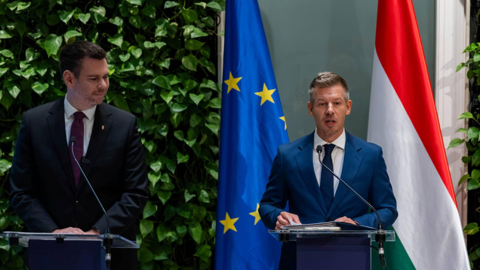 Kormányinfó: Fideszes politikusokat szorítanak ki a hazai sportból