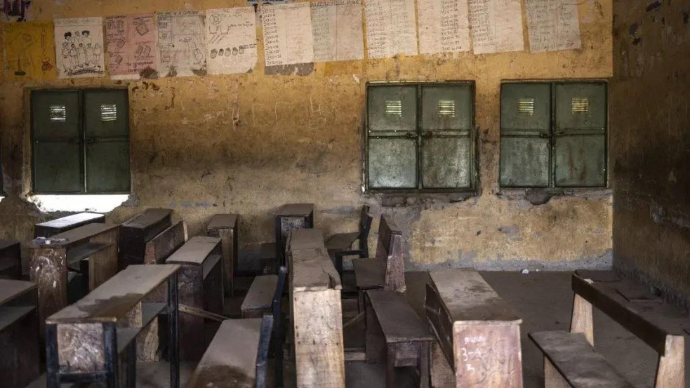 Horror: több mint 300 diákot és 12 tanárt raboltak el egy katolikus iskolából Nigériában