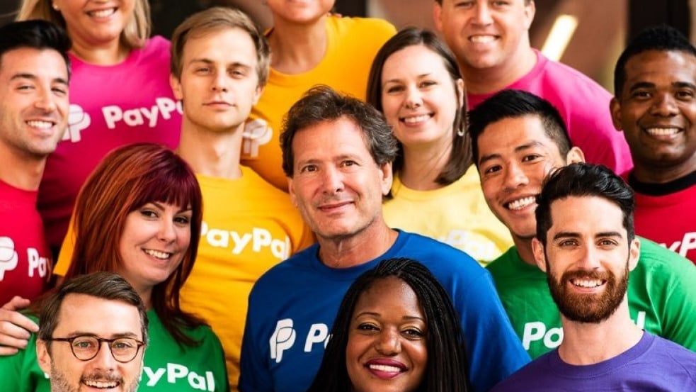 A PayPal is kacérkodik a cenzúrával
