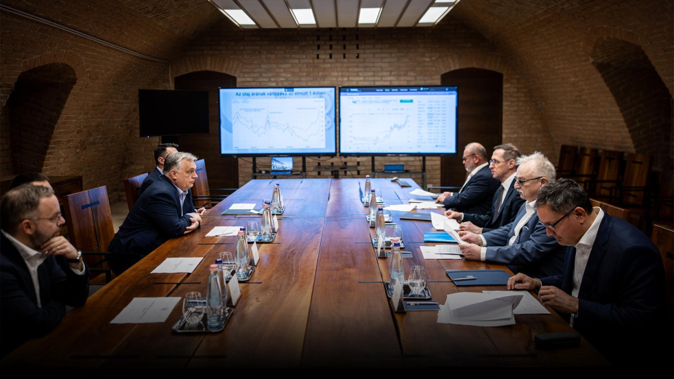 Leállíthatja Magyarország az áramszállítást Ukrajnának