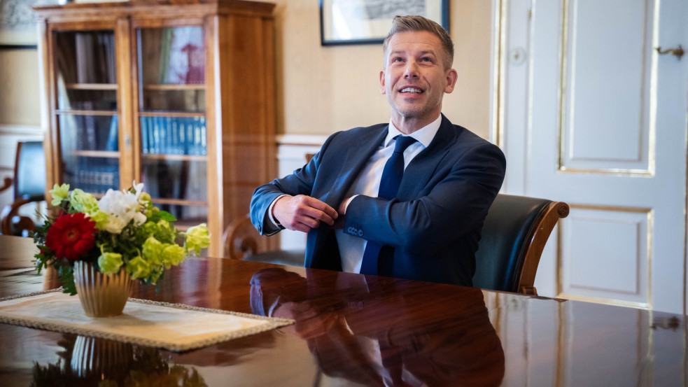 Már holnap visszavonhatják Magyar Péterék hazánk kilépését a Nemzetközi Büntetőbíróságból