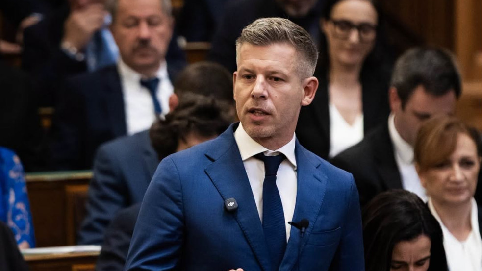 Tisztítótűz akció: Magyar Péter közjogi purgatóriuma