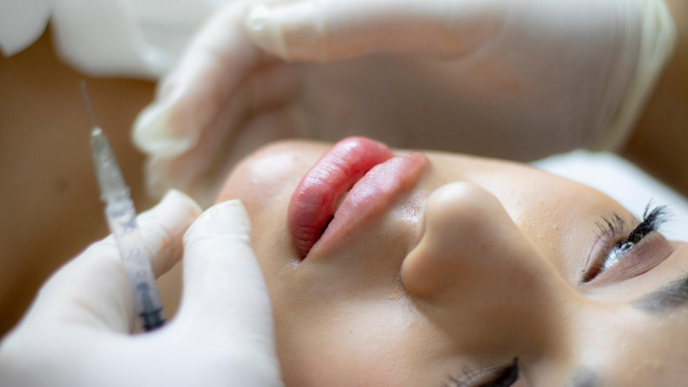 Mit egyél és igyál ajakfeltöltés után? (x)