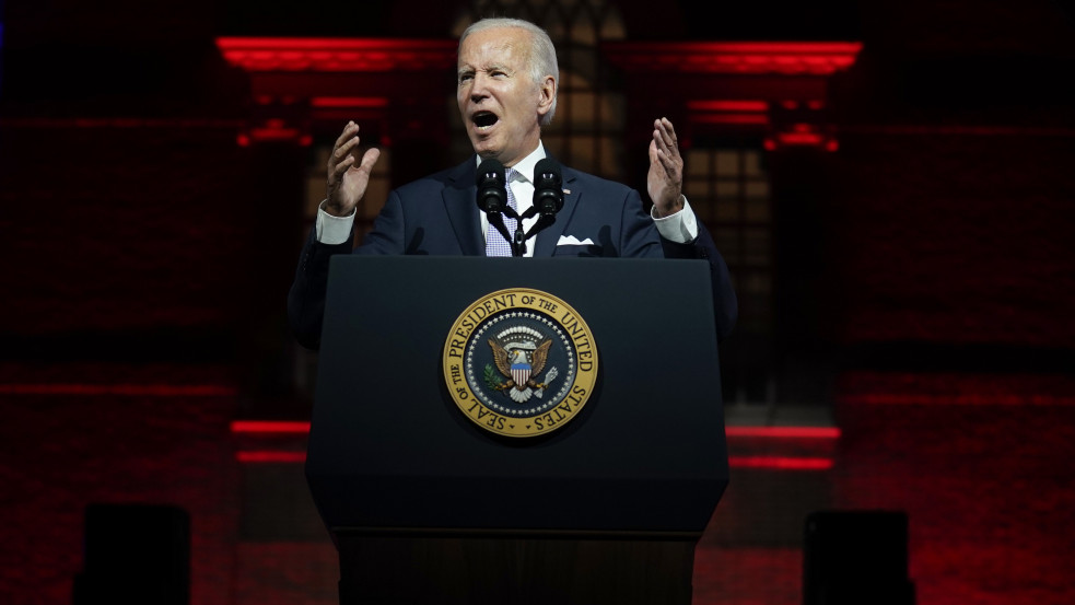 Biden, a fekete lovag: háború indult a MAGA-mozgalom ellen